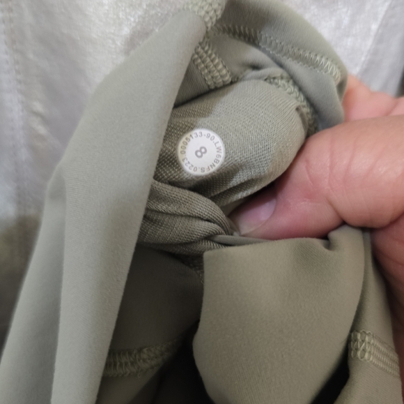 Lululemon Wunder Train High-Rise Crop 23" Laurel Green 8 Everlux Cooling Fabric - Picture 8 of 9